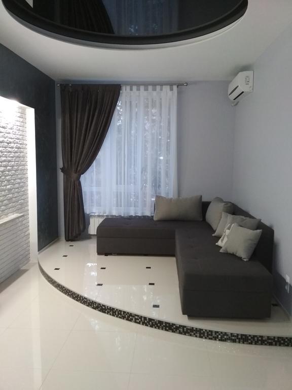 Apartment On Tytova 8 Dnipro Exterior photo